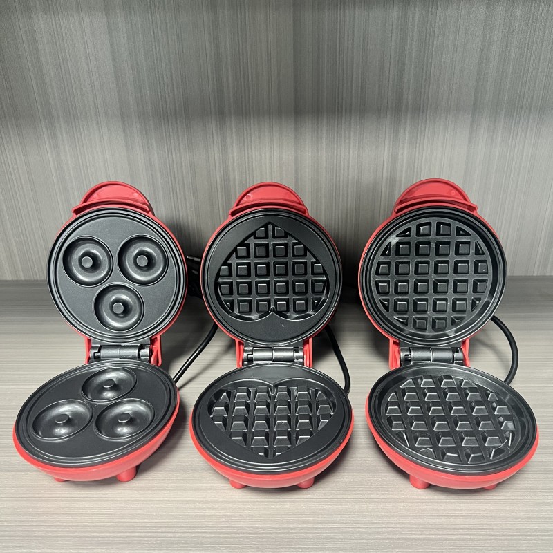 Macchina per Waffle Multifunzi - Sandwich Press Panini recensione e prezzo